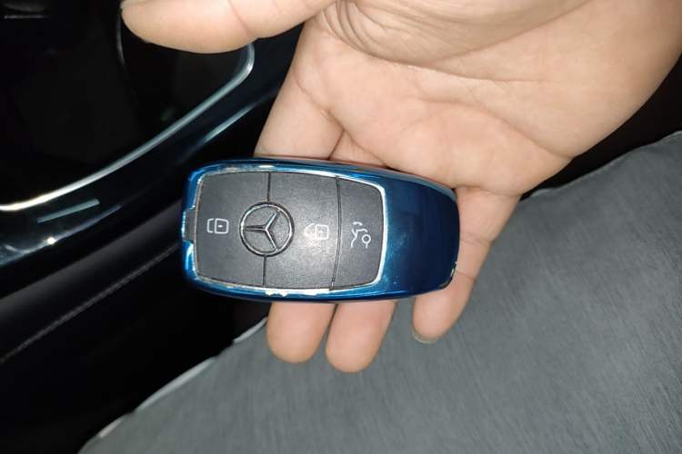 Used Mercedes-Benz GLC 2022 Refreshed GLC 260 L 4MATIC Dynamic Edition Vehicle Key