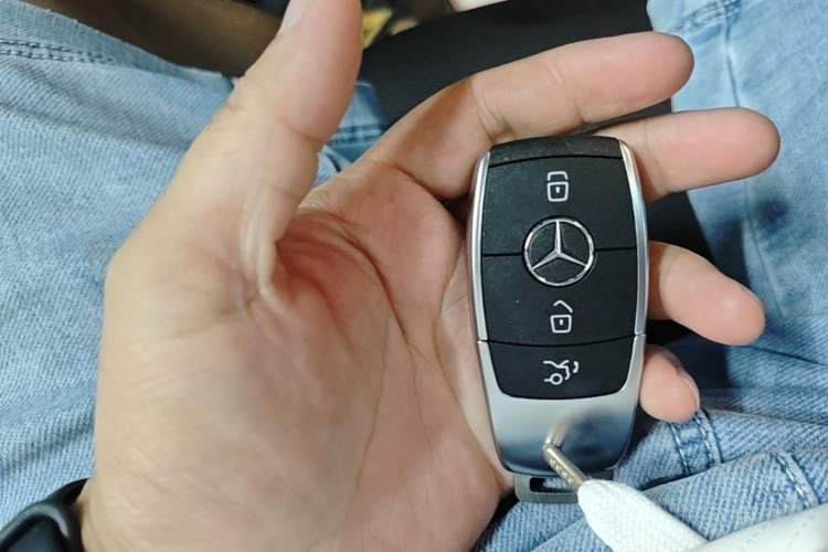 Used Mercedes-Benz GLC 2022 Refreshed GLC 300 L 4MATIC Dynamic Edition Prestige Version Vehicle Key