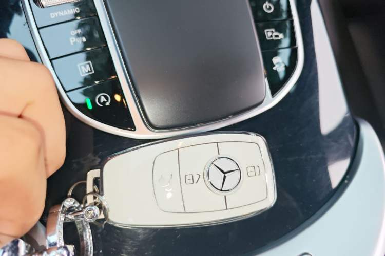 Used Mercedes-Benz GLC 2022 Second Facelift GLC 260 L 4MATIC Dynamic Edition Vehicle Key