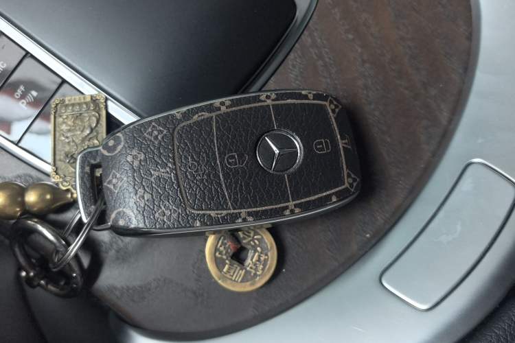 Used Mercedes-Benz GLC 2022 GLC 300 L 4MATIC Dynamic Model Vehicle Key