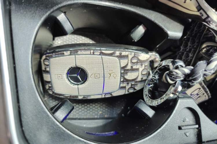 Used Mercedes-Benz GLC 2022 GLC 300 L 4MATIC Dynamic Model Vehicle Key