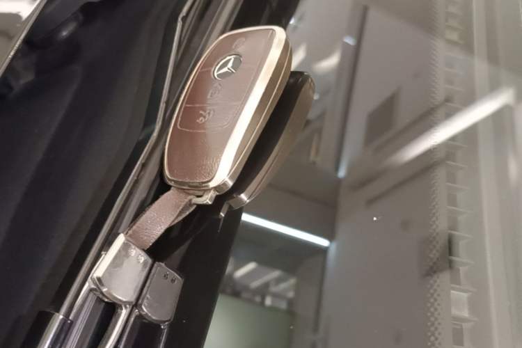 Used Mercedes-Benz GLC 2022 Second Facelift GLC 260 L 4MATIC Luxury Edition Vehicle Key