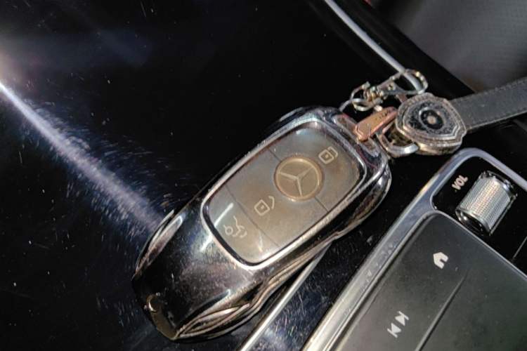 Used Mercedes-Benz GLC 2022 Facelifted GLC 260 L 4MATIC Dynamic Edition Vehicle Key