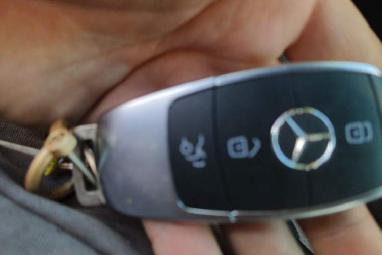 Used Mercedes-Benz GLC 2022 Refreshed GLC 300 L 4MATIC Dynamic Edition Prestige Version Vehicle Key