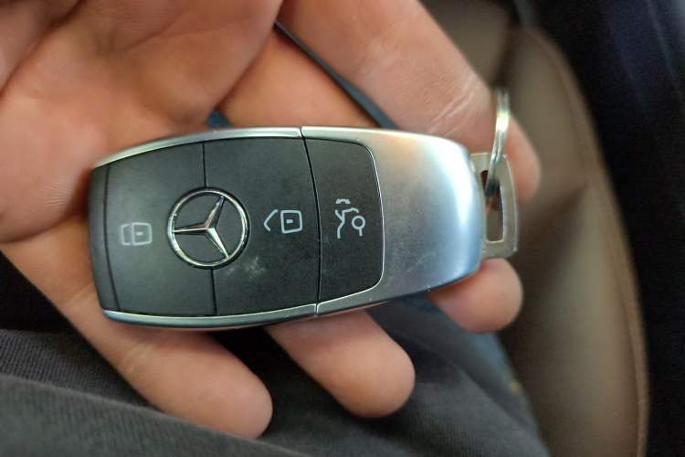 Used Mercedes-Benz GLC 2022 GLC 300 L 4MATIC Dynamic Edition Prestige Model Vehicle Key