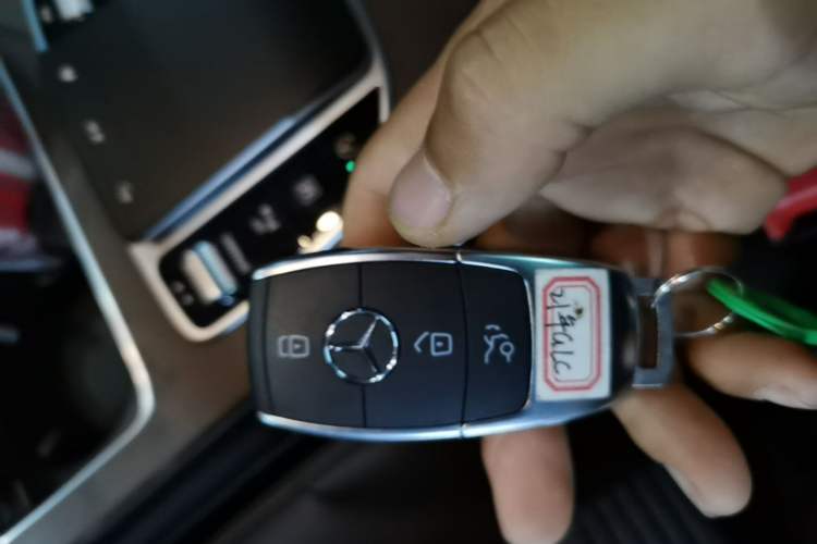 Used Mercedes-Benz GLC 2022 GLC 300 L 4MATIC Dynamic Model Vehicle Key