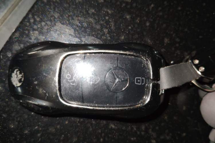 Used Mercedes-Benz GLC 2022 GLC 300 L 4MATIC Dynamic Edition Prestige Model Vehicle Key