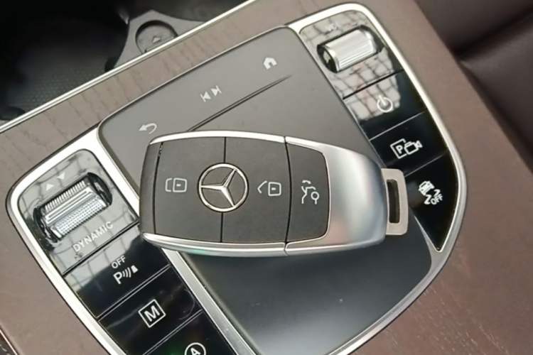 Used Mercedes-Benz GLC 2022 Refreshed GLC 300 L 4MATIC Dynamic Edition Vehicle Key
