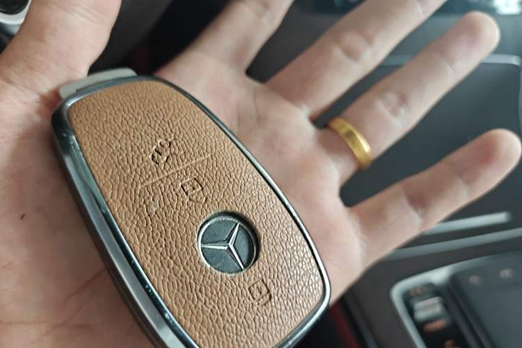 Used Mercedes-Benz GLC 2022 Refreshed GLC 300 L 4MATIC Dynamic Edition Prestige Version Vehicle Key