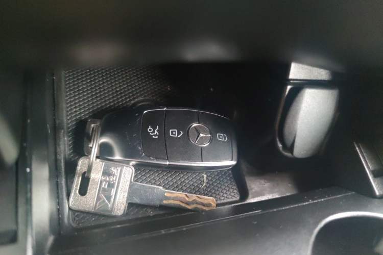Used Mercedes-Benz GLC 2022 Facelifted GLC 260 L 4MATIC Dynamic Edition Vehicle Key