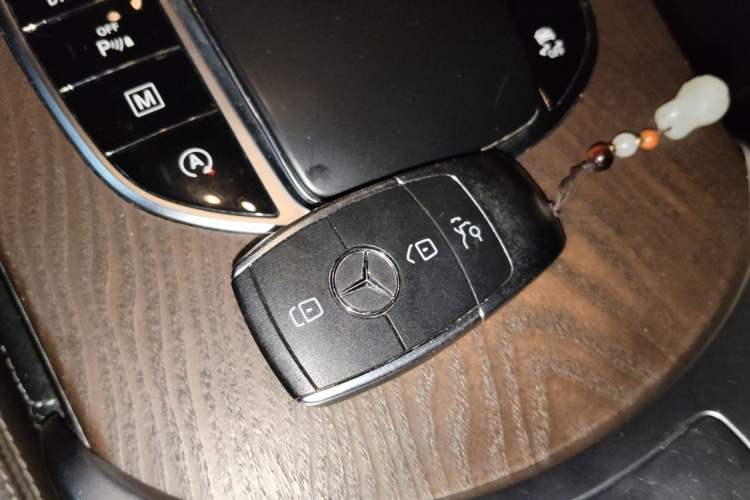 Used Mercedes-Benz GLC 2022 GLC 300 L 4MATIC Dynamic Model Vehicle Key