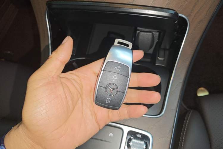 Used Mercedes-Benz GLC 2022 Refreshed GLC 300 L 4MATIC Dynamic Edition Prestige Version Vehicle Key