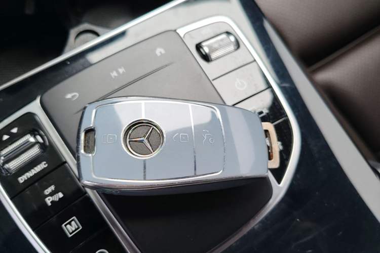 Used Mercedes-Benz GLC 2022 Facelifted GLC 260 L 4MATIC Dynamic Edition Vehicle Key
