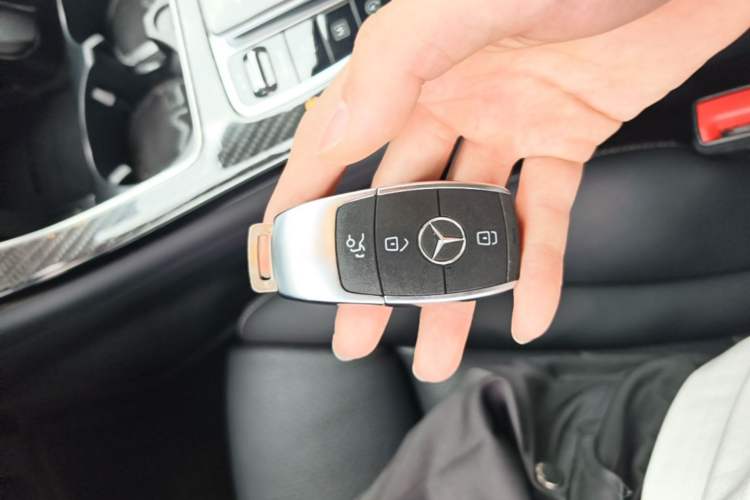 Used Mercedes-Benz GLC 2022 Refreshed GLC 300 L 4MATIC Dynamic Edition Prestige Version Vehicle Key