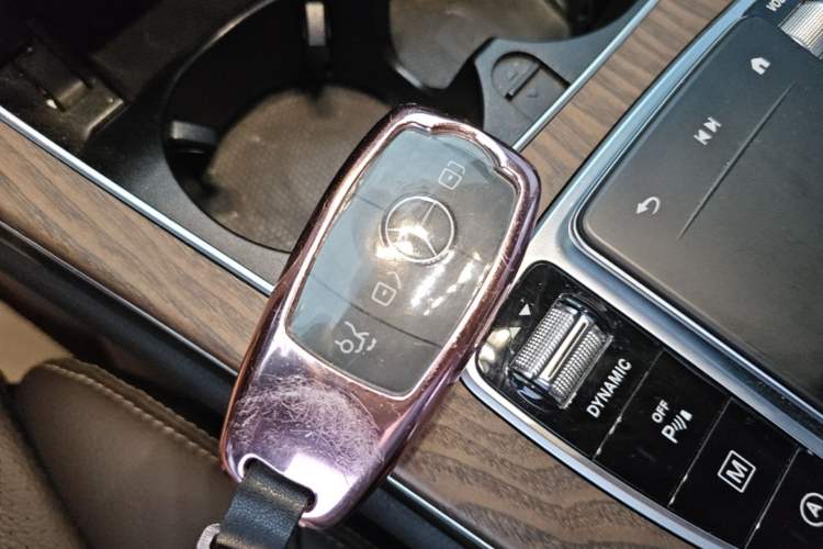 Used Mercedes-Benz GLC 2022 Refreshed GLC 300 L 4MATIC Dynamic Edition Prestige Version Vehicle Key