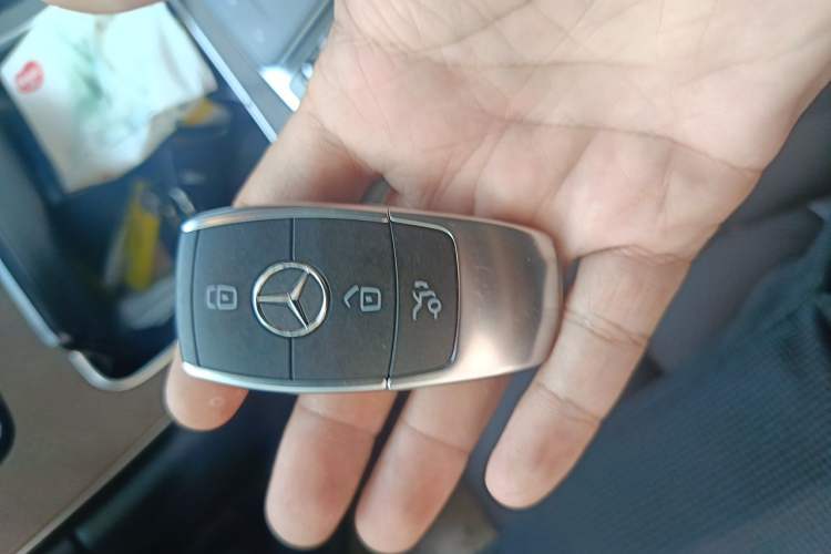 Used Mercedes-Benz GLC 2022 GLC 300 L 4MATIC Dynamic Edition Prestige Model Vehicle Key