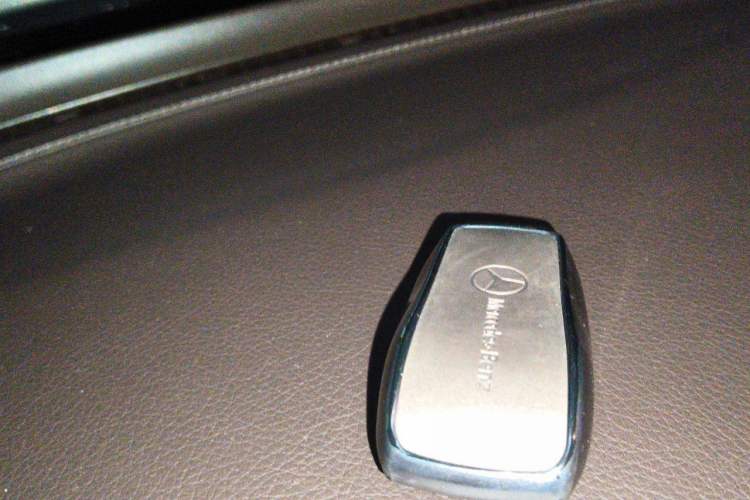 Used Mercedes-Benz GLC 2022 Refreshed GLC 300 L 4MATIC Dynamic Edition Prestige Version Vehicle Key
