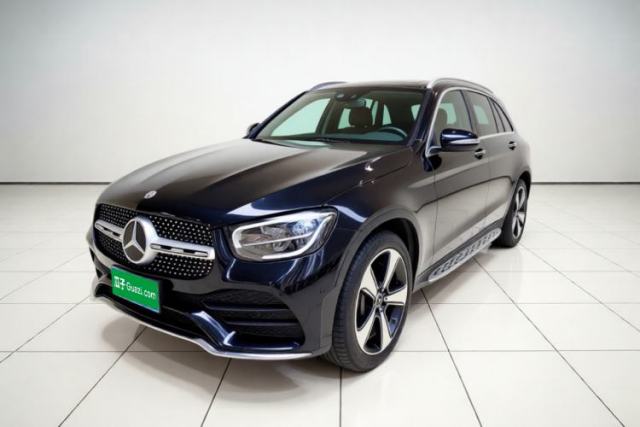 Ojetý Mercedes-Benz GLC 2022 GLC 300 L 4MATIC Dynamic Edition Prestige Model