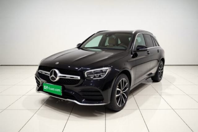 Ojetý Mercedes-Benz GLC 2022 Second Facelift GLC 260 L 4MATIC Luxury Edition