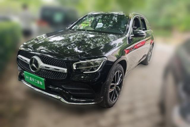 Ojetý Mercedes-Benz GLC 2022 Facelift GLC 260 L 4MATIC Luxury Edition