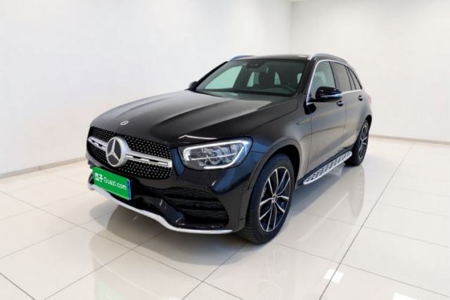 Ojetý Mercedes-Benz GLC 2022 GLC 300 L 4MATIC Dynamic Model