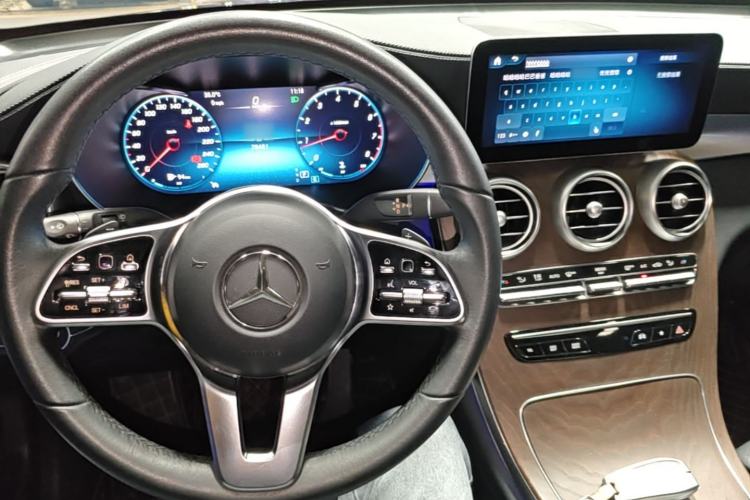 Used Mercedes-Benz GLC 2022 Refreshed GLC 300 L 4MATIC Dynamic Edition Prestige Version Center Console