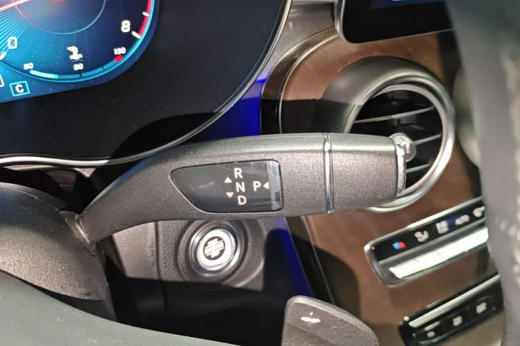Used Mercedes-Benz GLC 2022 Refreshed GLC 300 L 4MATIC Dynamic Edition Prestige Version Gear Lever