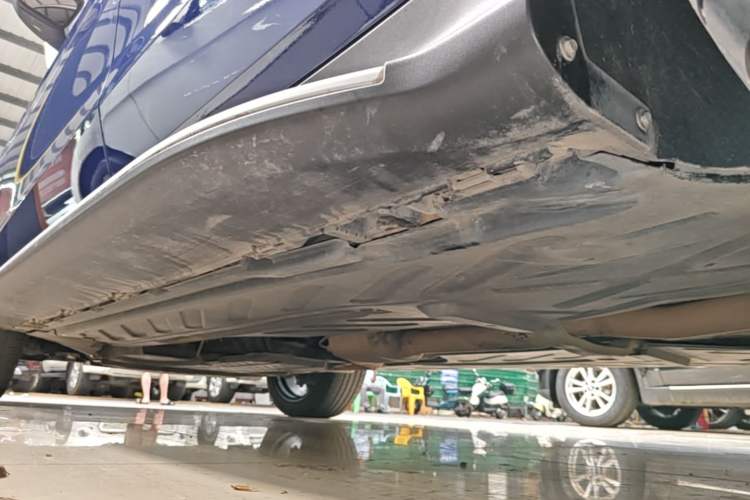 Used Mercedes-Benz GLC 2022 Refreshed GLC 300 L 4MATIC Dynamic Edition Prestige Version Left Side Sill
