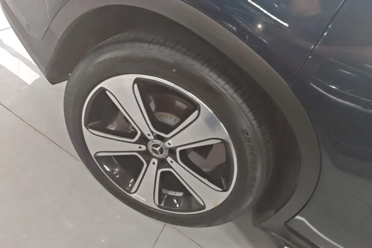Used Mercedes-Benz GLC 2022 Refreshed GLC 300 L 4MATIC Dynamic Edition Prestige Version Right Rear Wheel Hub