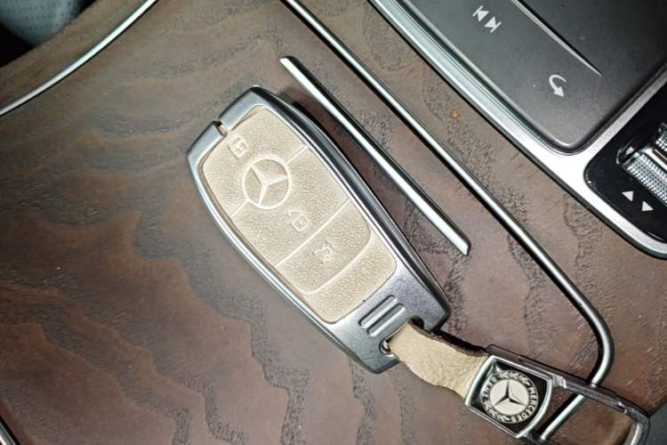 Used Mercedes-Benz GLC 2022 Refreshed GLC 300 L 4MATIC Dynamic Edition Prestige Version Vehicle Key