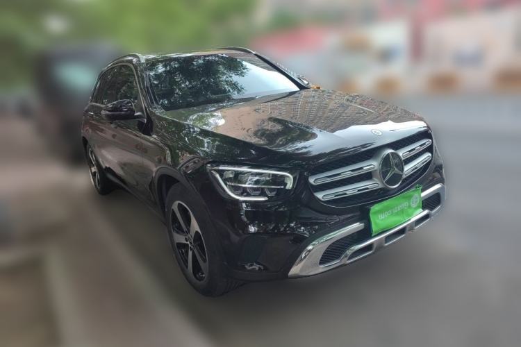 Used Mercedes-Benz GLC 2022 Refreshed GLC 260 L 4MATIC Dynamic Edition Front Right 45 Deg