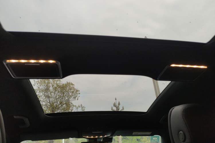 Used Mercedes-Benz GLC 2022 GLC 260 L 4MATIC Luxury Model Headliner