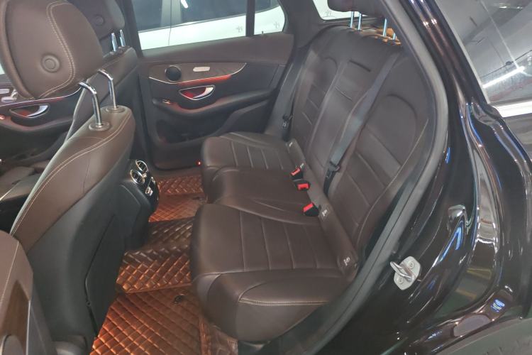 Used Mercedes-Benz GLC 2022 Second Facelift GLC 260 L 4MATIC Luxury Edition Left Rear Seat