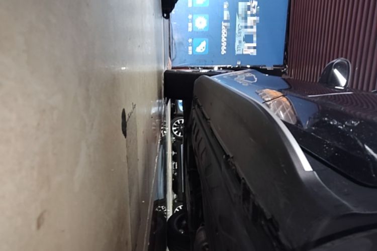 Used Mercedes-Benz GLC 2022 GLC 300 L 4MATIC Dynamic Edition Prestige Model Left Side Sill