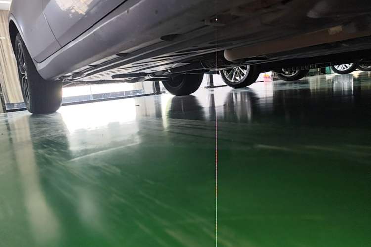 Used Mercedes-Benz GLC 2022 Second Facelift GLC 260 L 4MATIC Luxury Edition Right Side Sill