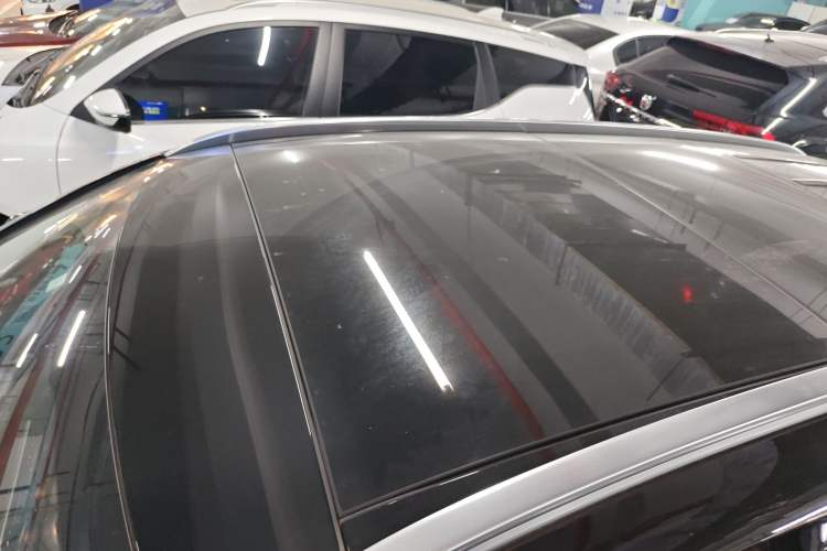 Used Mercedes-Benz GLC 2022 Second Facelift GLC 260 L 4MATIC Luxury Edition Roof