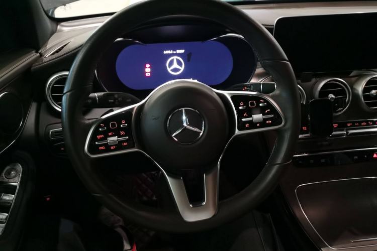 Used Mercedes-Benz GLC 2022 Second Facelift GLC 260 L 4MATIC Luxury Edition Steering Wheel