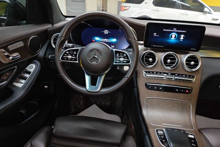 Used Mercedes-Benz GLC 2022 Refreshed GLC 300 L 4MATIC Dynamic Edition Prestige Version Steering Wheel