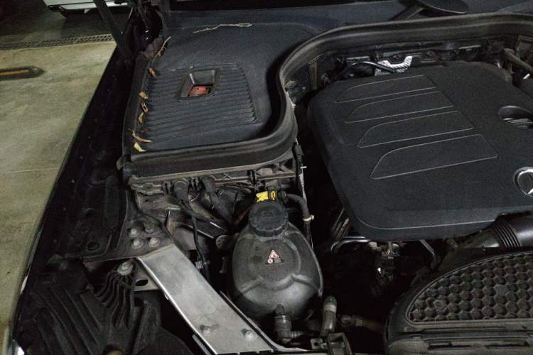 Used Mercedes-Benz GLC 2022 Refreshed GLC 300 L 4MATIC Dynamic Edition Engine Bay Right