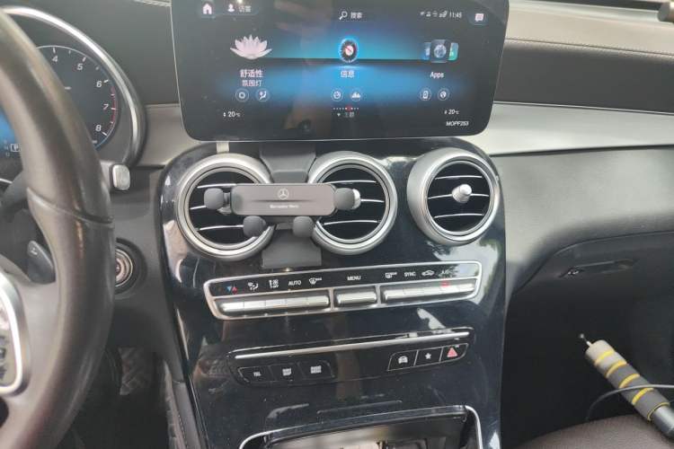 Used Mercedes-Benz GLC 2022 Refreshed GLC 260 L 4MATIC Dynamic Edition Audio And AC Panel