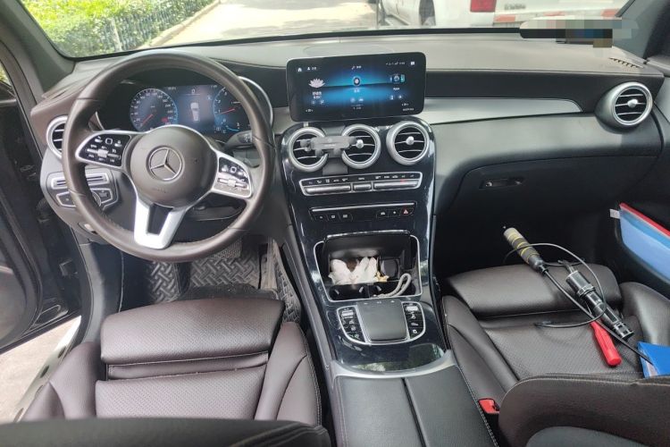 Used Mercedes-Benz GLC 2022 Refreshed GLC 260 L 4MATIC Dynamic Edition Center Console