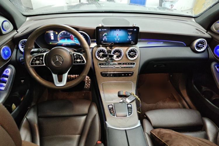 Used Mercedes-Benz GLC 2022 Second Facelift GLC 260 L 4MATIC Luxury Edition Center Console