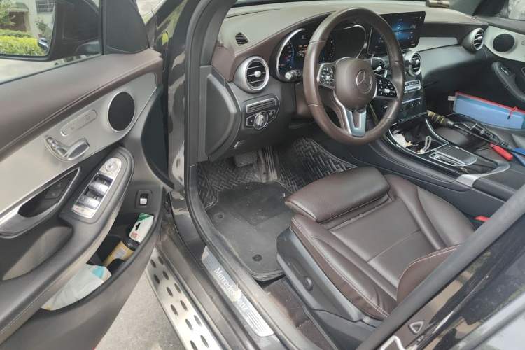 Used Mercedes-Benz GLC 2022 Refreshed GLC 260 L 4MATIC Dynamic Edition Driver Seat