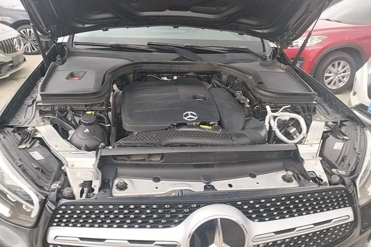 Used Mercedes-Benz GLC 2022 Refreshed GLC 300 L 4MATIC Dynamic Edition Engine Bay