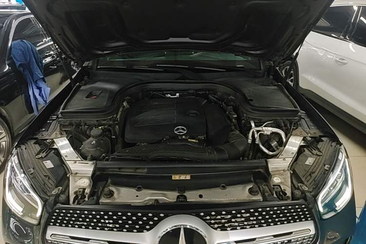 Used Mercedes-Benz GLC 2022 GLC 300 L 4MATIC Dynamic Model Engine Bay