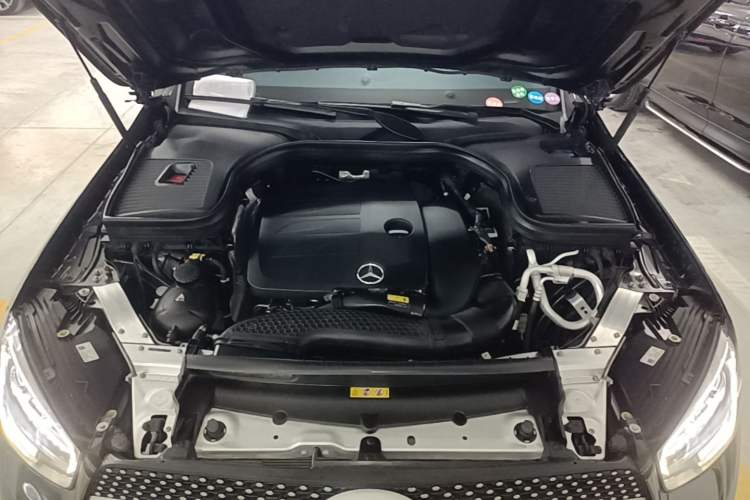 Used Mercedes-Benz GLC 2022 Second Facelift GLC 260 L 4MATIC Luxury Edition Engine Bay