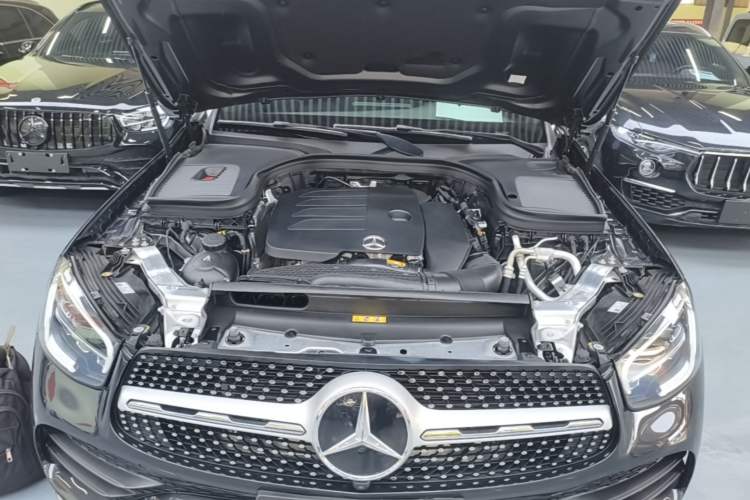Used Mercedes-Benz GLC 2022 GLC 300 L 4MATIC Dynamic Model Engine Bay