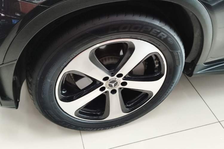 Used Mercedes-Benz GLC 2022 Facelifted GLC 260 L 4MATIC Dynamic Edition Exterior 4