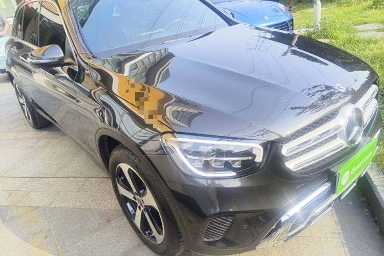 Used Mercedes-Benz GLC 2022 Refreshed GLC 260 L 4MATIC Dynamic Edition Front Right 45 Deg