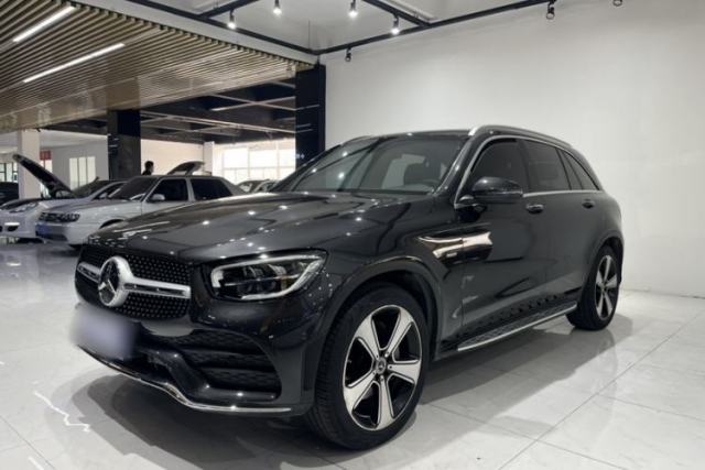 Ojetý Mercedes-Benz GLC 2022 Refreshed GLC 300 L 4MATIC Dynamic Edition Prestige Version